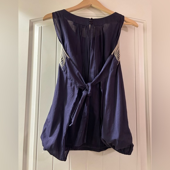 Dex Sleeveless Blouse, 100% Cotton.  Size Medium. - Picture 5 of 9